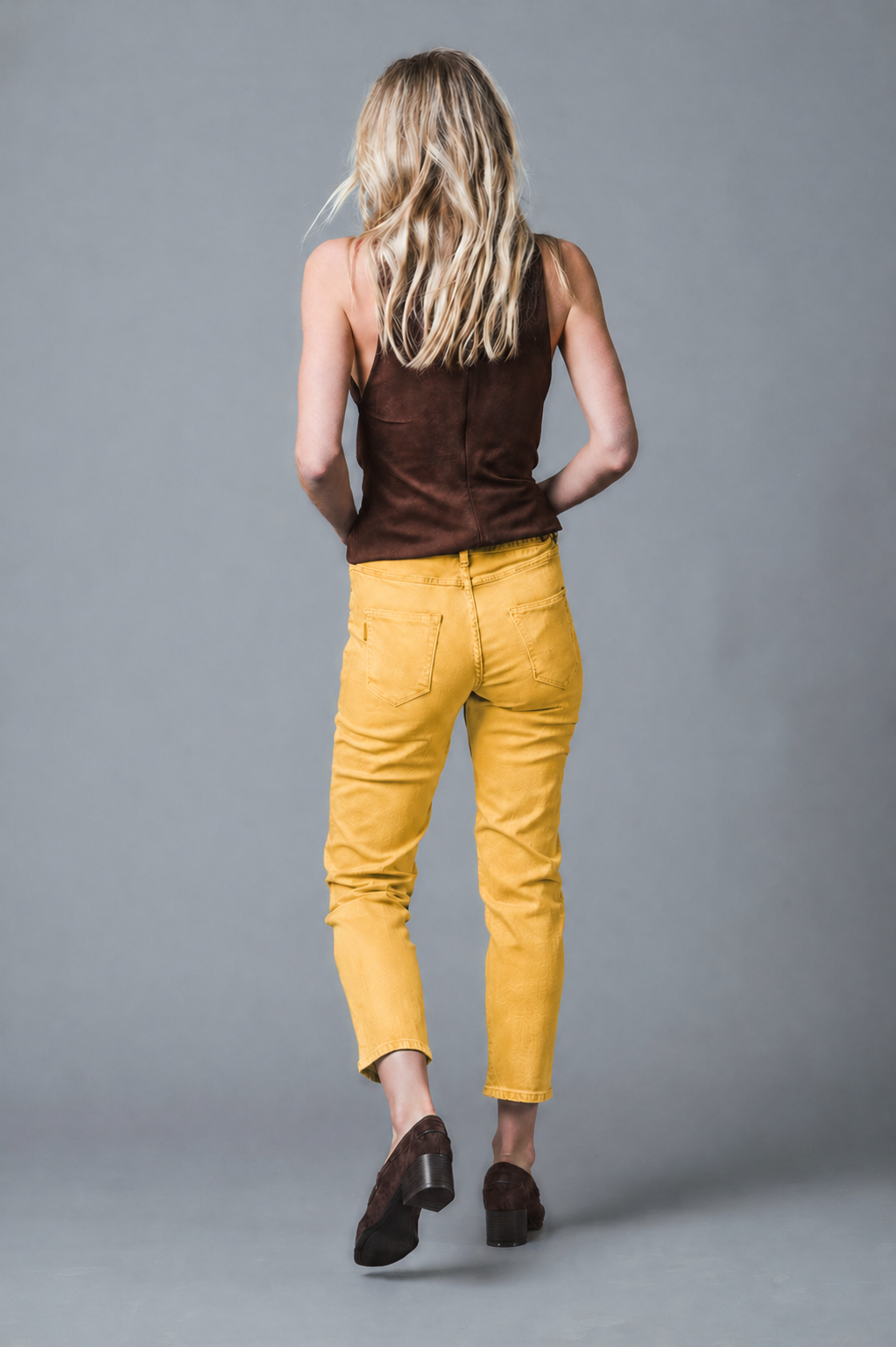 EMILY Relaxed Fit - Yellow