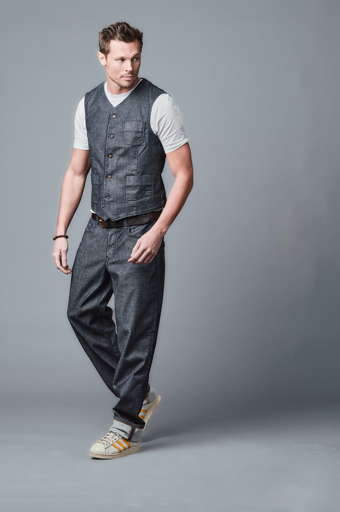 VEST Slim Fit - Dunkelblau - 500-6M